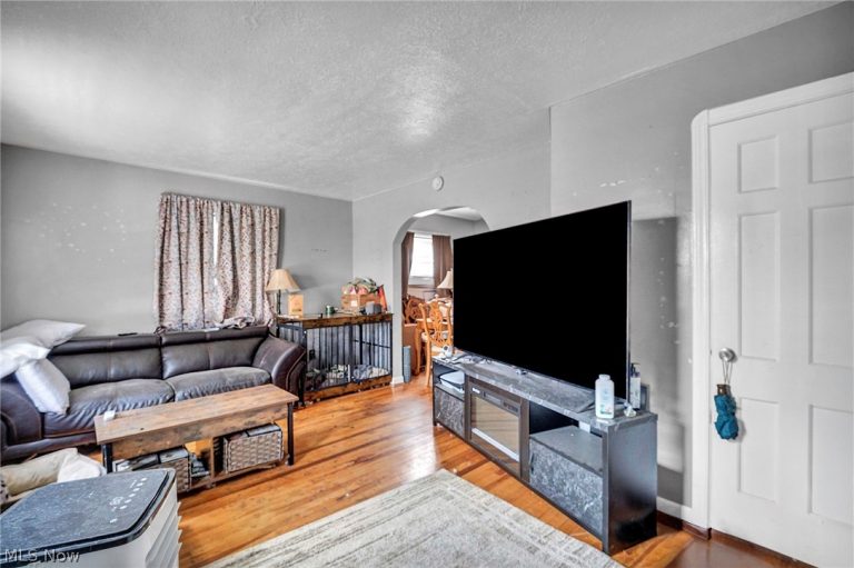 4512 150th Street, Cleveland, OH - Photo 3