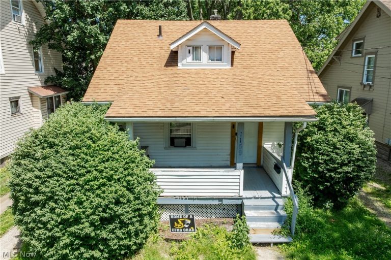 1159 Dietz Avenue, Akron, OH - Photo 3