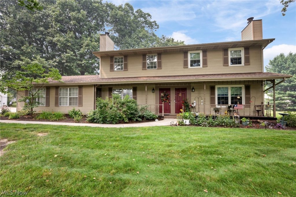 2927 Pleasant Street, North Canton, OH