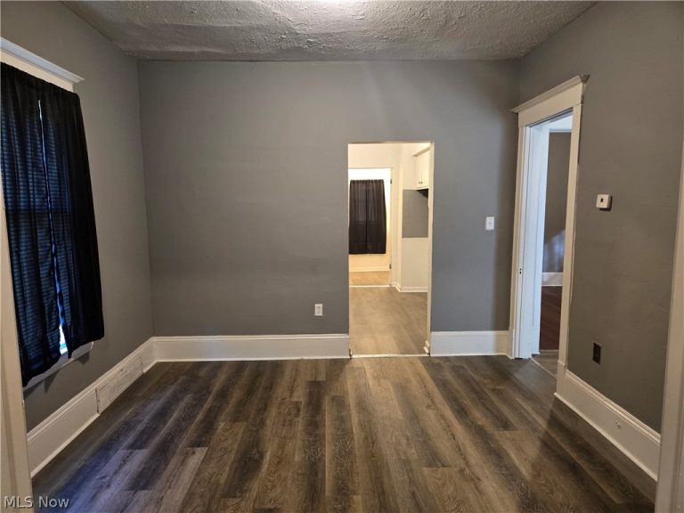 4111 79th Street, Cleveland, OH - Photo 3
