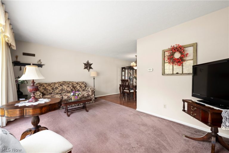 1502 Sanford Street, Vermilion, OH - Photo 6