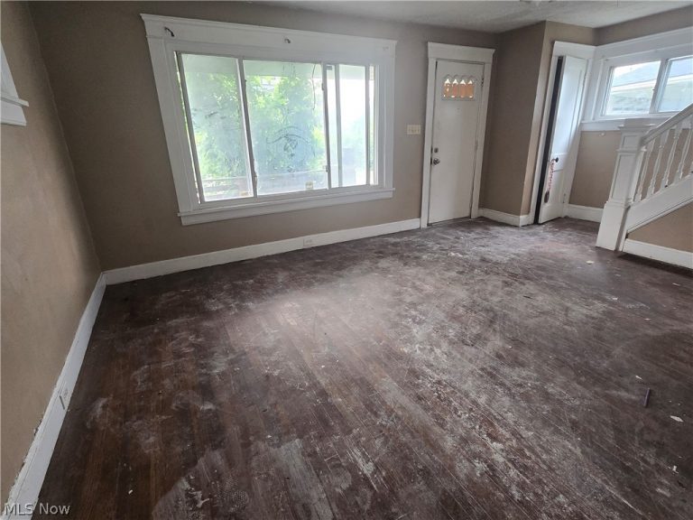 3343 134th Street, Cleveland, OH - Photo 2