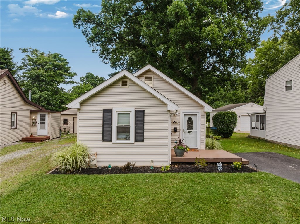 7611 Manor Drive, Mentor on the Lake, OH