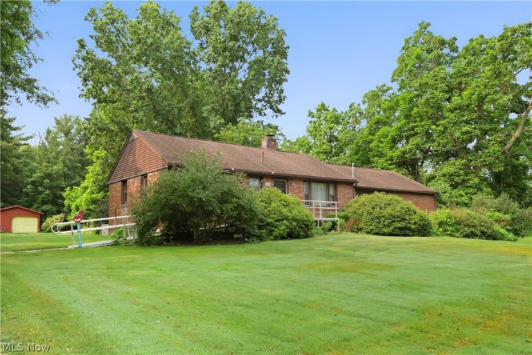 12890 Edison Street, Alliance, OH - Photo 2