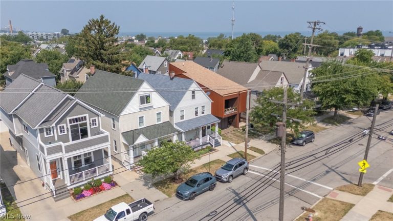 1364 58th Street, Cleveland, OH - Photo 3