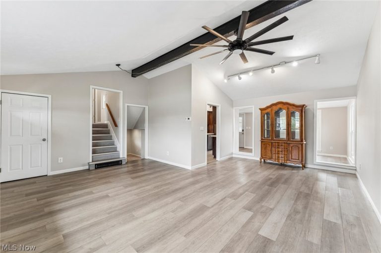 6269 Sylvia Court, Brook Park, OH - Photo 5