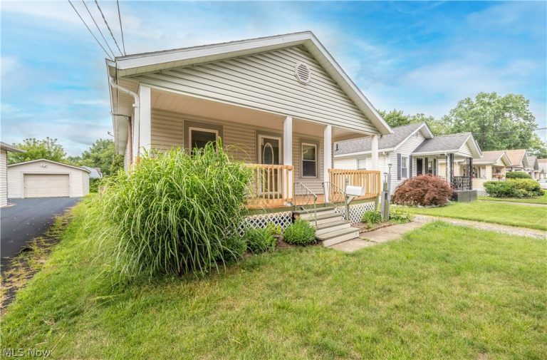 718 Virginia Avenue, Akron, OH - Photo 3