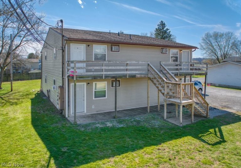1016 18th Street, Vienna, WV, 26105
