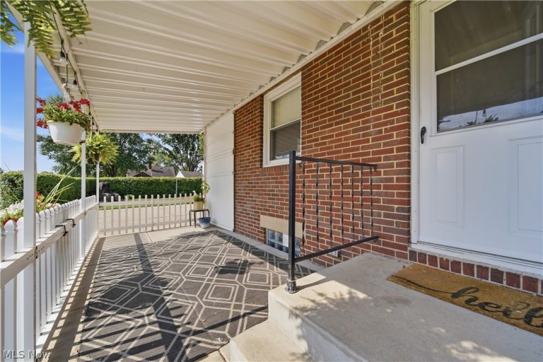 3002 15th Street, Canton, OH - Photo 2