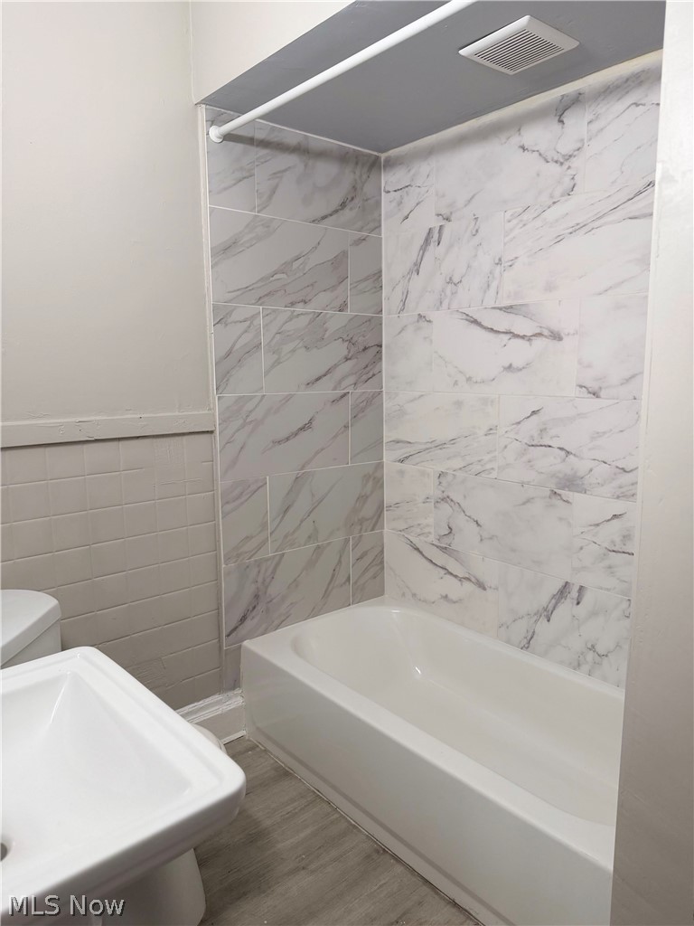 2778 120th Street #Apt 1, Cleveland, OH - Photo 5