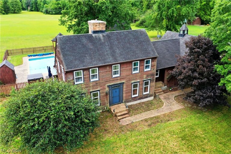 1257 Bristol Champion Townline Road, Bristolville, OH - Photo 2
