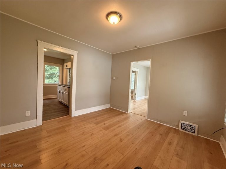 3205 Denison Avenue, Cleveland, OH - Photo 5