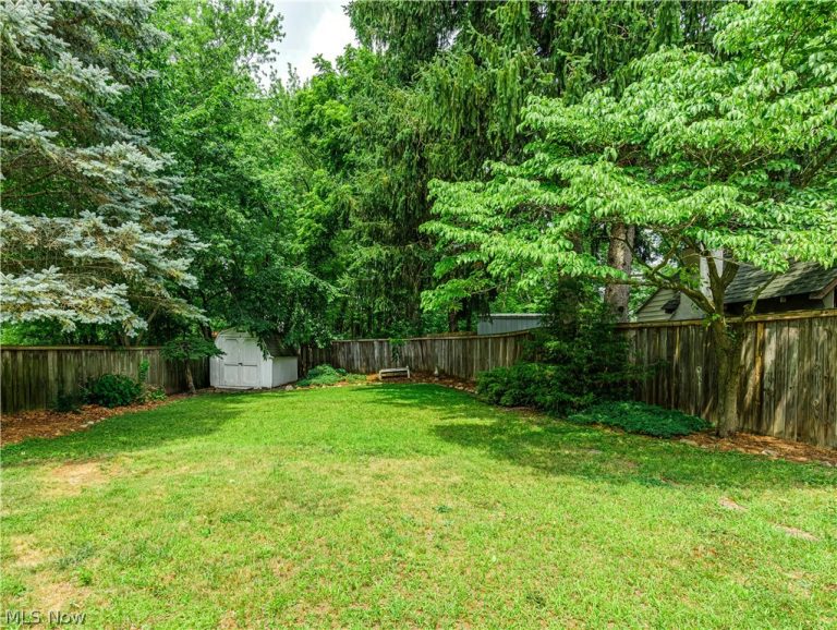 683 Taylor Avenue, Cuyahoga Falls, OH - Photo 4