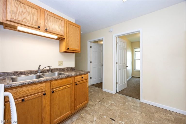 631 Hancock, Wooster, OH - Photo 3
