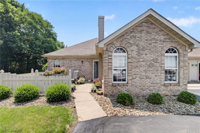 695 Western Reserve Road #2003, Poland, OH, 44514