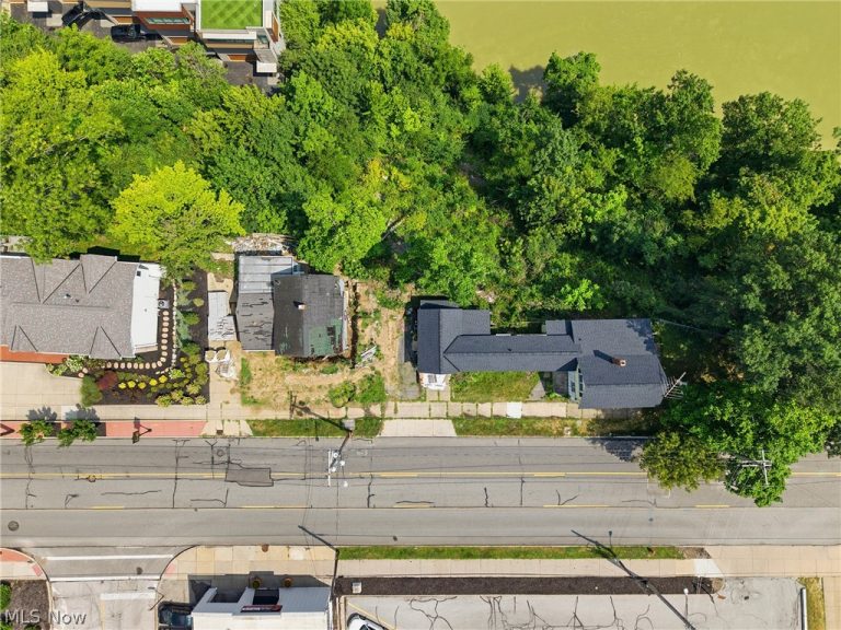 1587 Wooster Road, Rocky River, OH - Photo 6
