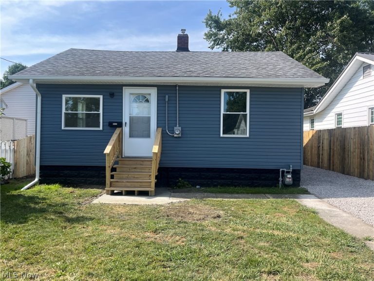 522 Courtland Street, Fairport Harbor, OH, 44077