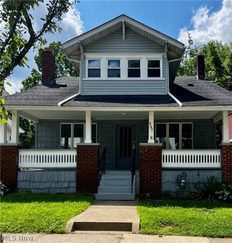 882 Redfern Avenue, Akron, OH, 44314