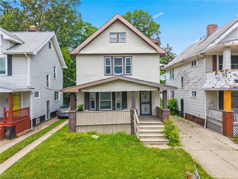 13511 Kelso Avenue, Cleveland, OH - Photo 2