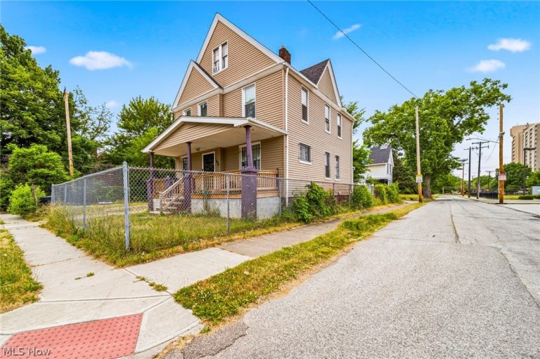1532 78th Street, Cleveland, OH - Photo 3