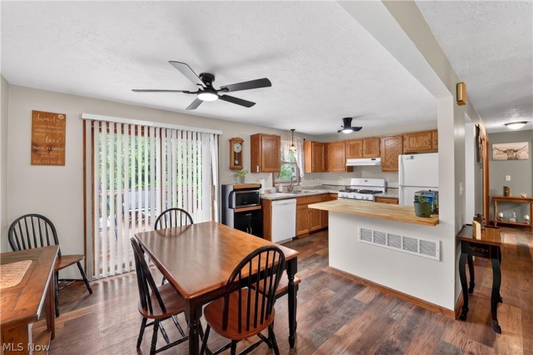 50 Ridge Top Circle, Doylestown, OH - Photo 5