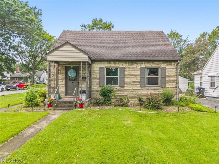 178 Edgehill Avenue, Austintown, OH - Photo 2