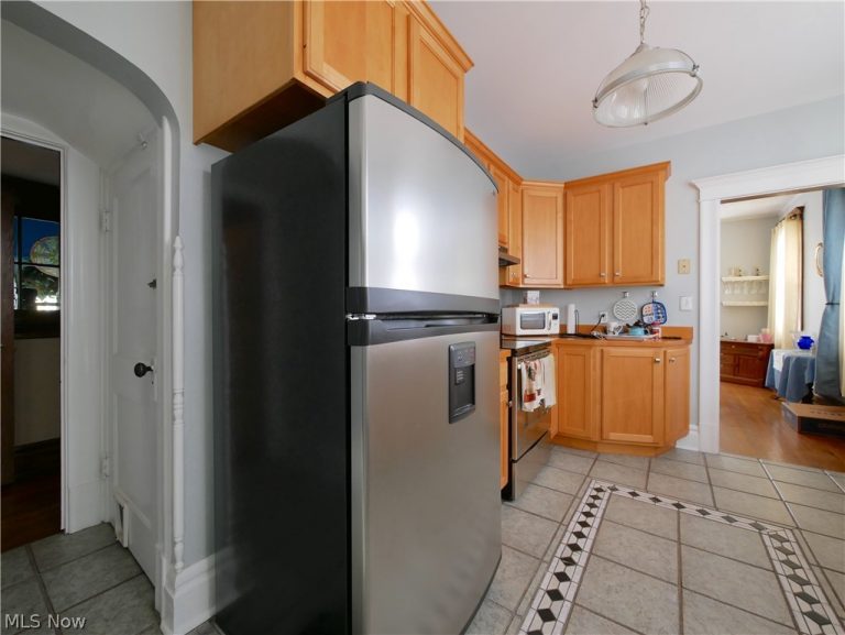 52 Maple Avenue, Wheeling, WV - Photo 5