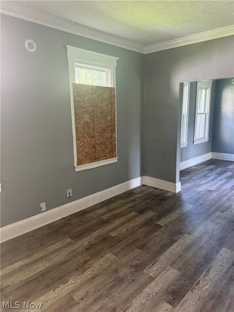 7505 Elton Avenue, Cleveland, OH - Photo 5
