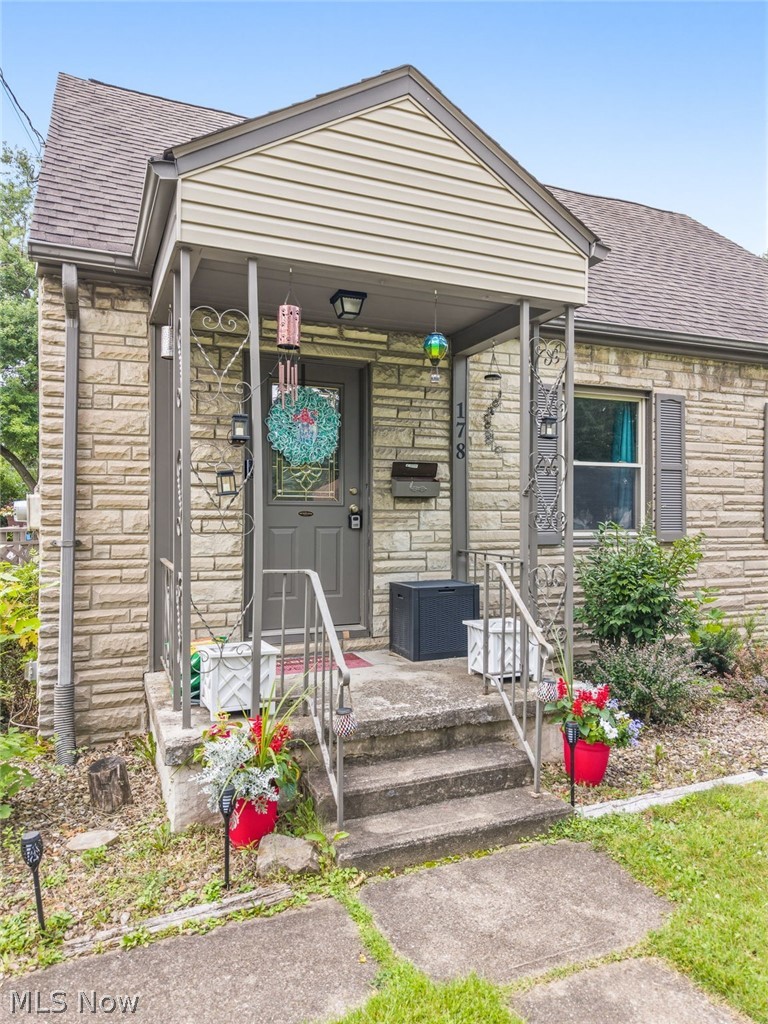 178 Edgehill Avenue, Austintown, OH - Photo 4