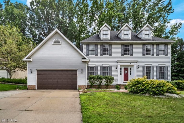 2524 Mallory Lane, Stow, OH, 44224