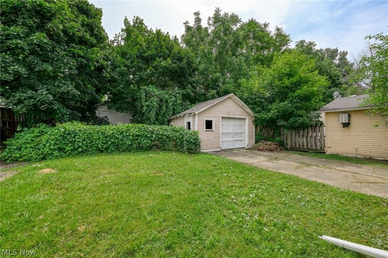 489 Marview Avenue, Akron, OH - Photo 8