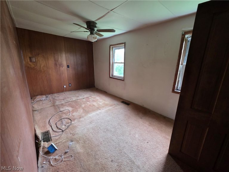 471 Fair Avenue, Quaker City, OH - Photo 8