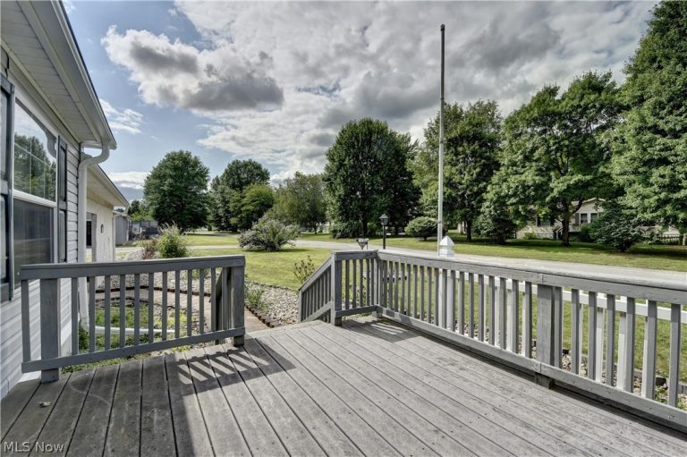 5338 Angela Drive #25, Beach City, OH - Photo 4