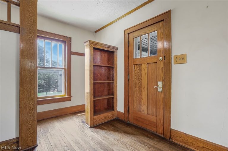 600 Clark Street, Cambridge, OH - Photo 8