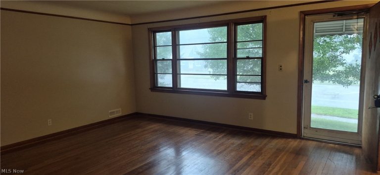 6379 State Road, Parma, OH - Photo 3