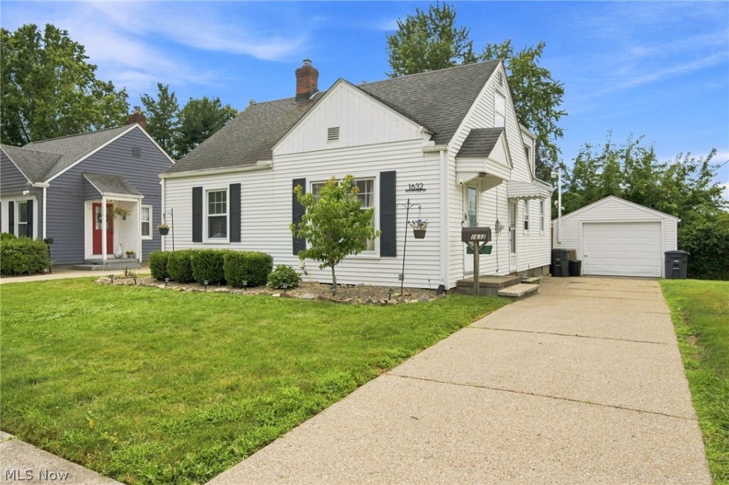1632 Rockford Street, Akron, OH