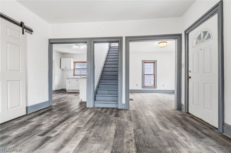 497 Madison Street, Conneaut, OH - Photo 8
