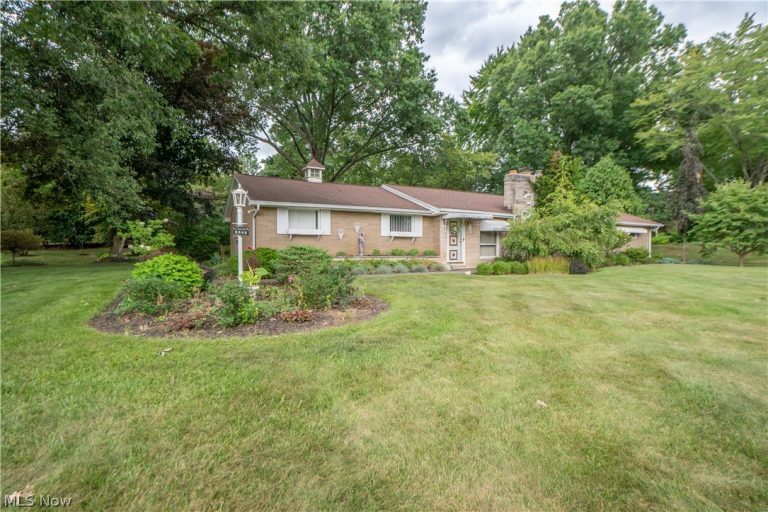 5345 Schario Road, Canton, OH - Photo 2