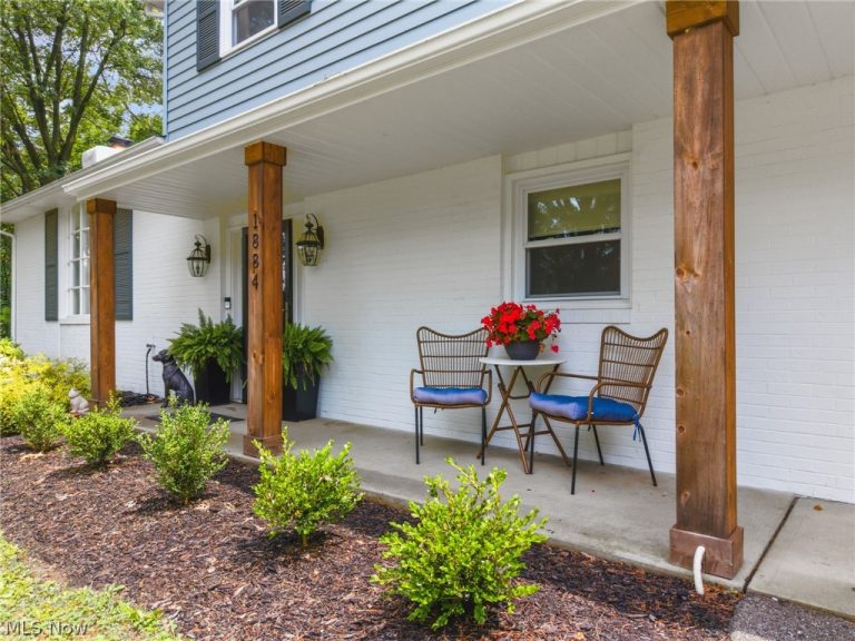 1884 Spring Valley Avenue, Canton, OH - Photo 6