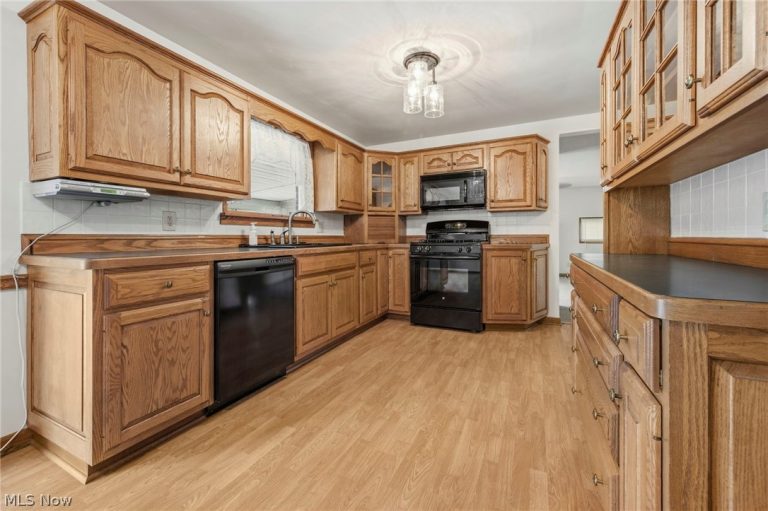 3140 Rusty Avenue, Canton, OH - Photo 8
