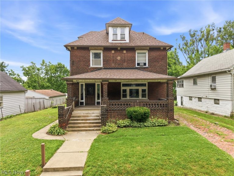 214 6th Street, Campbell, OH, 44405
