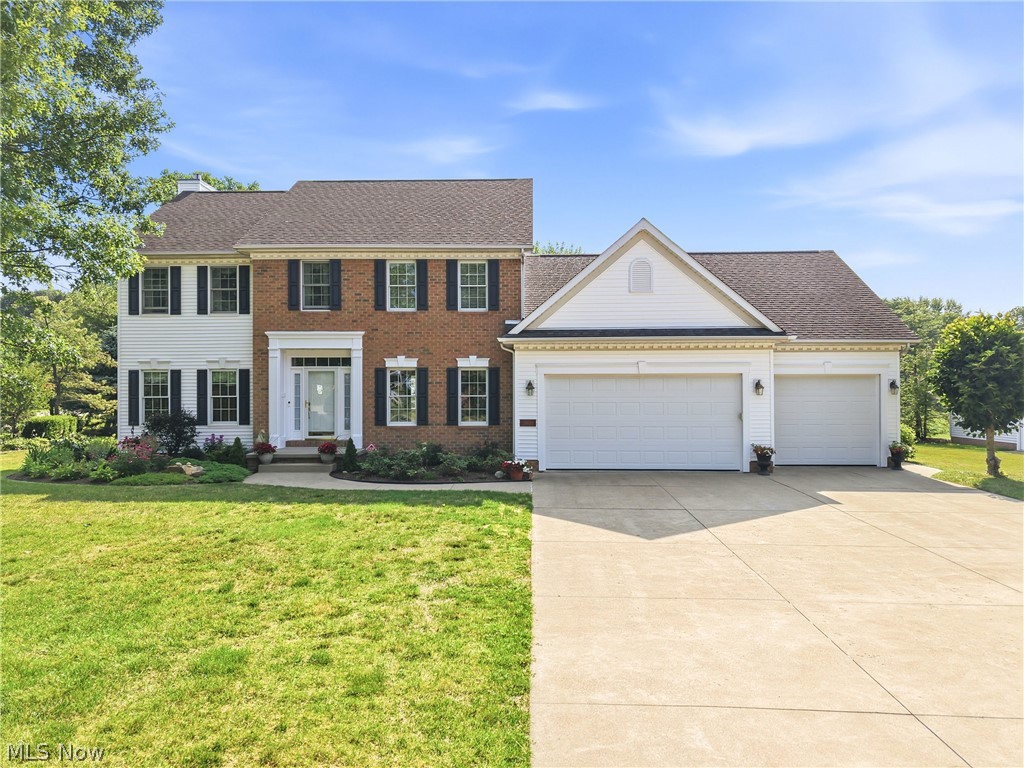 5808 Shallow Creek Avenue, Louisville, OH