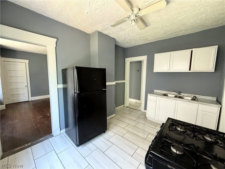 10817 Orville Avenue #2, Cleveland, OH - Photo 2