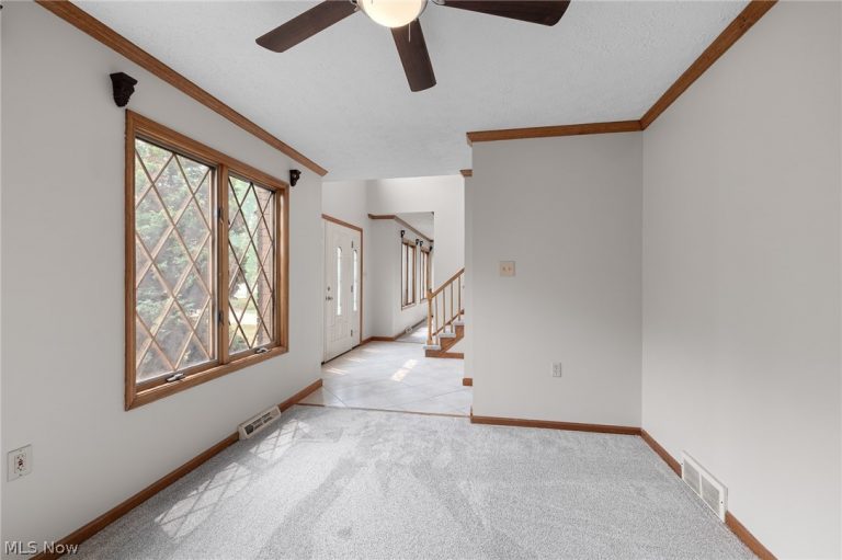 7562 Southampton Drive, North Royalton, OH - Photo 5