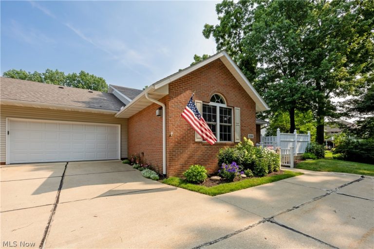 3108 Bayberry Cove, Wooster, OH - Photo 3