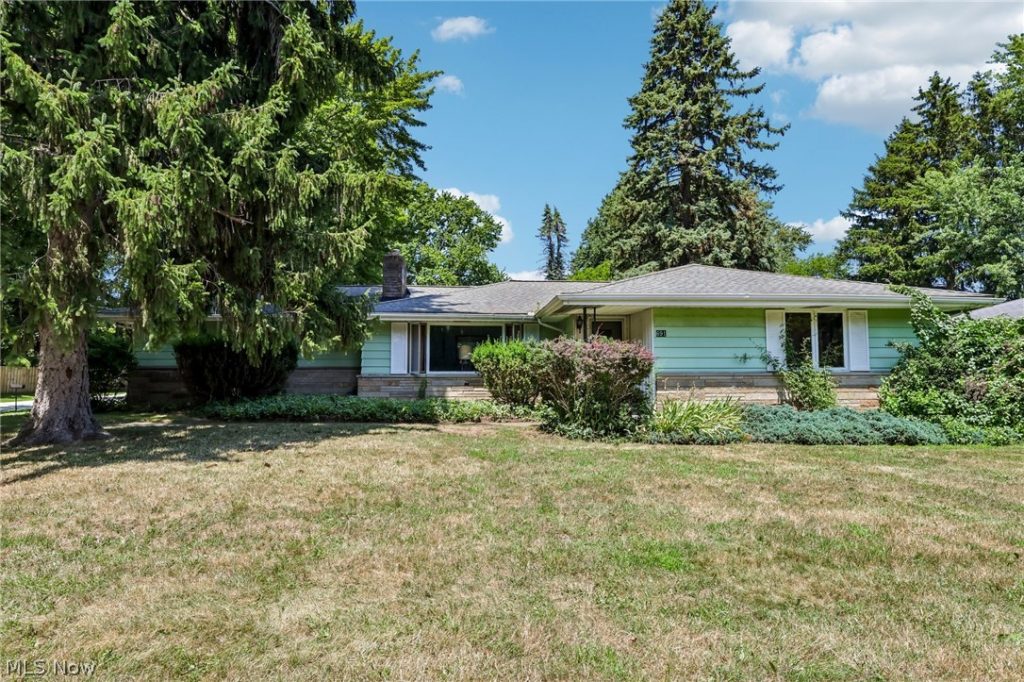 691 Madison Avenue, Painesville Twp, OH