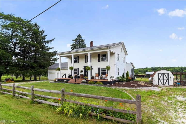 11560 Music Street, Newbury, OH - Photo 2