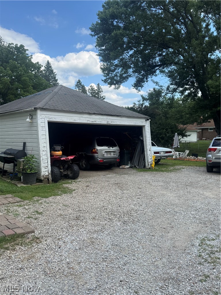 2424 Triplett Boulevard, Akron, OH - Photo 3