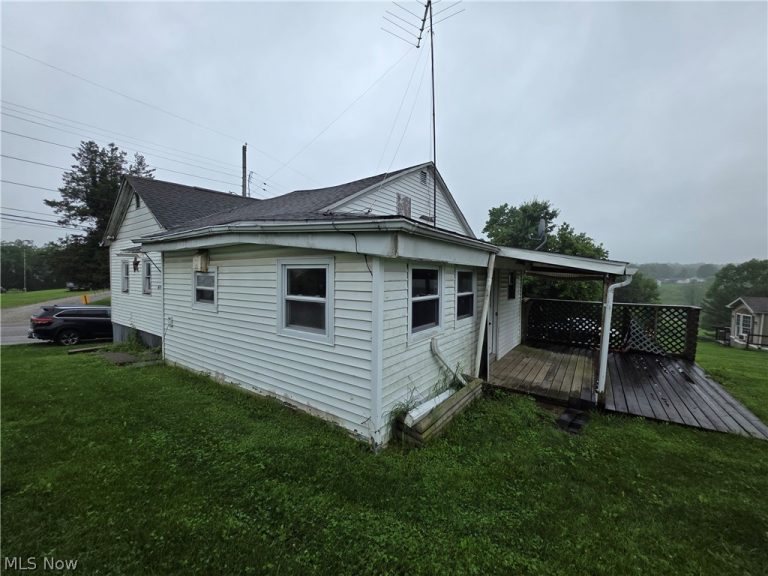 471 Fair Avenue, Quaker City, OH - Photo 2