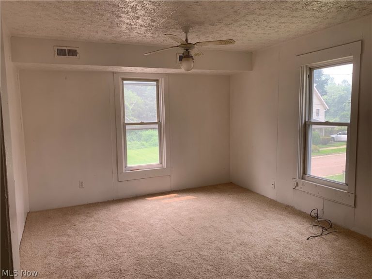 333 Lloyd Street, Akron, OH - Photo 6